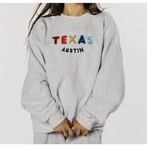 Austin Texas Sweatshirt Size L Light Gray Embroidered Fleece Cotton Blend Cozy